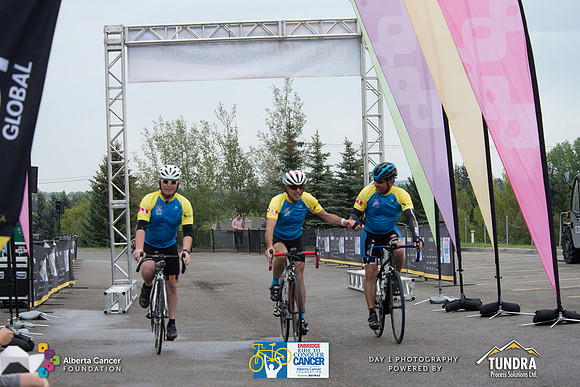DAY 1- TheRideAB- h-7654