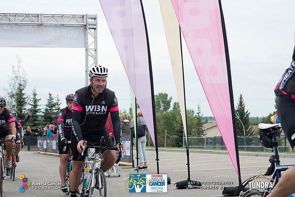 DAY 1- TheRideAB- h-8453