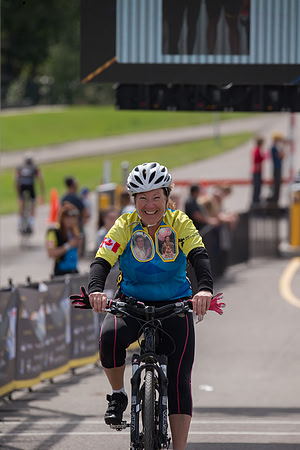 FINISH LINE CROSSING --4160