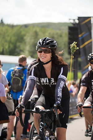 FINISH LINE CROSSING --2591