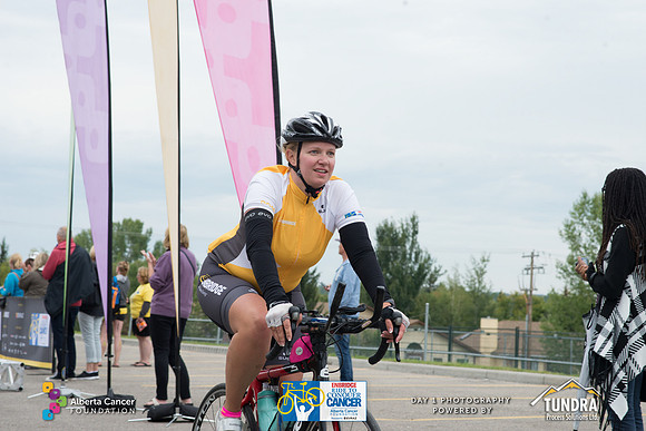 DAY 1- TheRideAB- h-8299