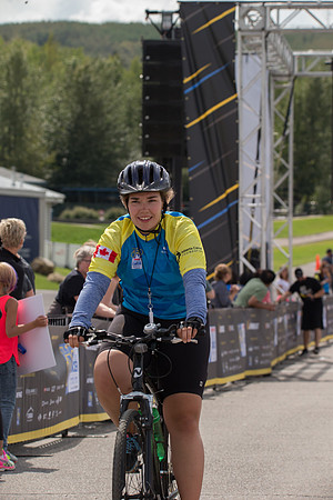 FINISH LINE CROSSING --4137