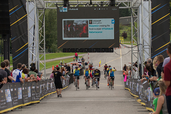 FINISH LINE CROSSING --4813