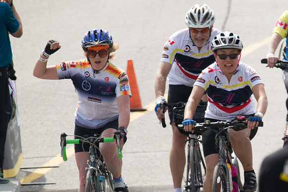 FINISH LINE CROSSING --3497
