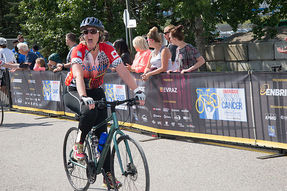 FINISH LINE CROSSING --0320