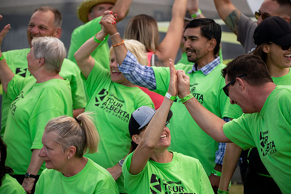 2-VOLUNTEERS-250