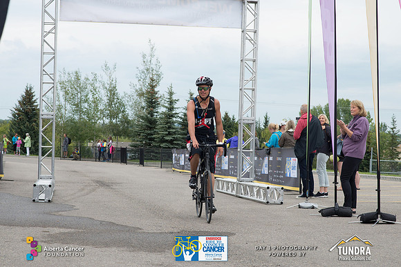 DAY 1- TheRideAB- h-8301