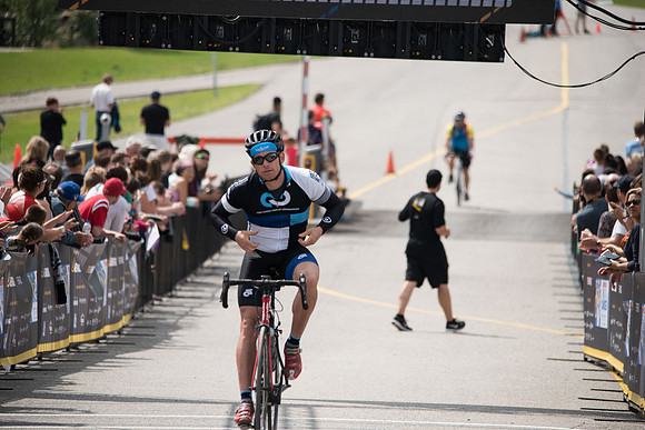 FINISH LINE CROSSING --2680