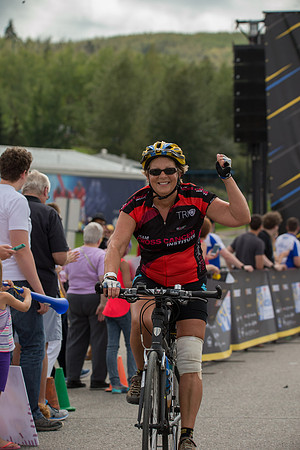 FINISH LINE CROSSING --4851