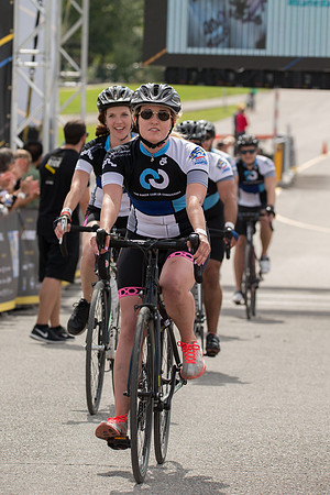 FINISH LINE CROSSING --4683