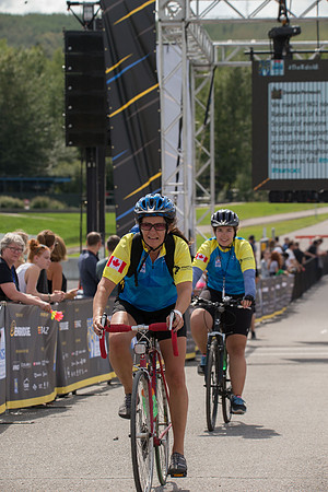 FINISH LINE CROSSING --4128