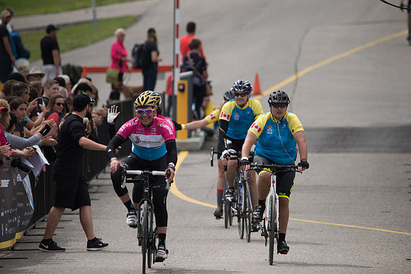 FINISH LINE CROSSING --2715
