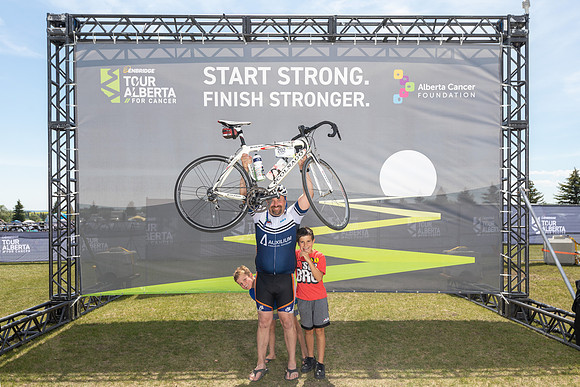 HW - TOUR ALBERTA FOR CANCER-1889