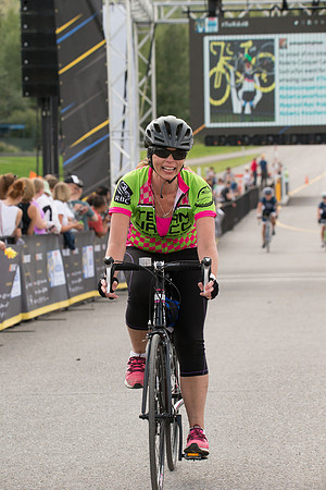 FINISH LINE CROSSING --3380