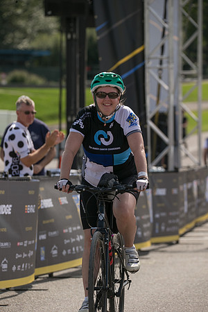 FINISH LINE CROSSING --3288