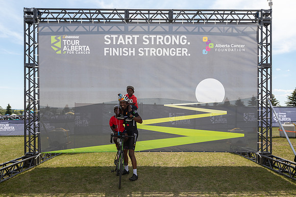 HW - TOUR ALBERTA FOR CANCER-2013