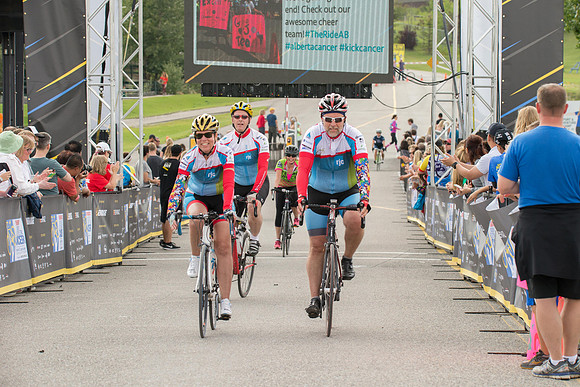 FINISH LINE CROSSING --3368