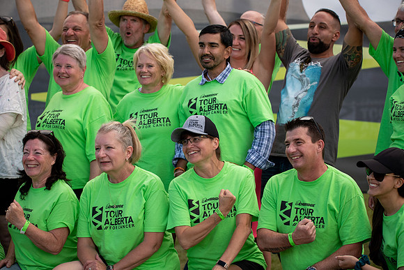 2-VOLUNTEERS-209