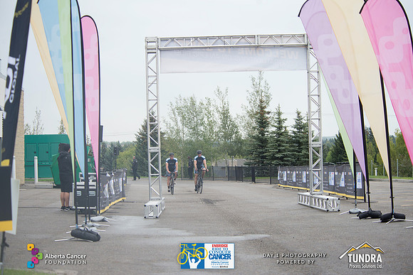DAY 1- TheRideAB- h-7639