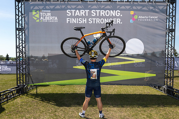 HW - TOUR ALBERTA FOR CANCER-880