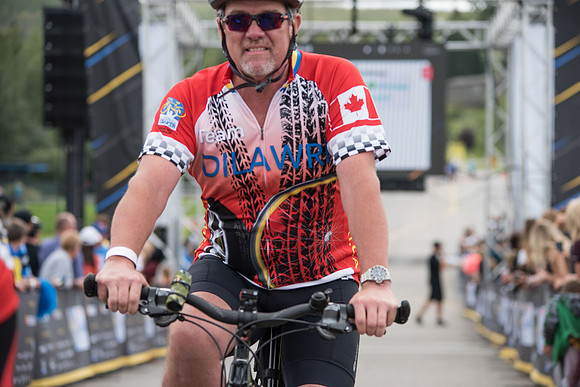 FINISH LINE CROSSING --2851