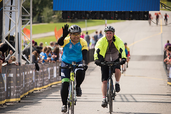 FINISH LINE CROSSING --2141