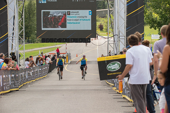 FINISH LINE CROSSING --4450