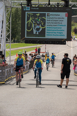 FINISH LINE CROSSING --4369