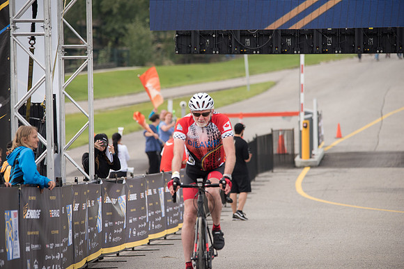 FINISH LINE CROSSING --1556