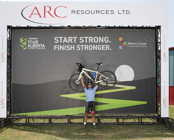 HERO WALL - POWERED BY ARC-887