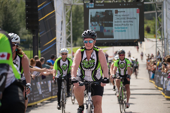 FINISH LINE CROSSING --3012