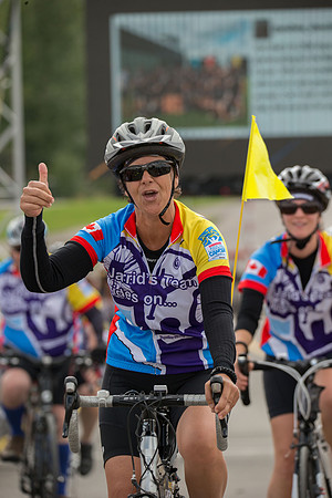 FINISH LINE CROSSING --4564
