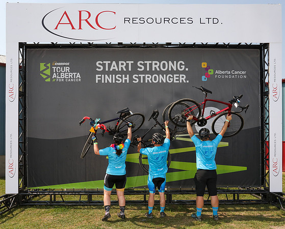 HERO WALL - POWERED BY ARC-243