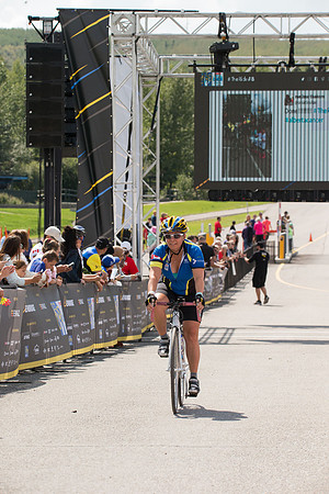 FINISH LINE CROSSING --2487