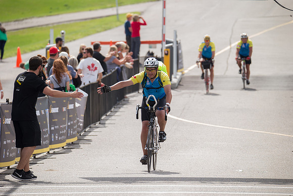 FINISH LINE CROSSING --4605