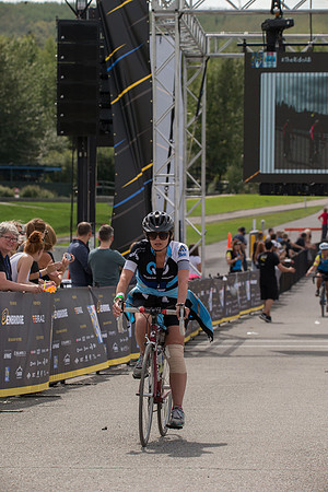 FINISH LINE CROSSING --4107