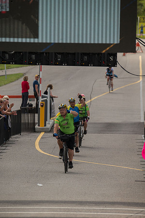 FINISH LINE CROSSING --4068