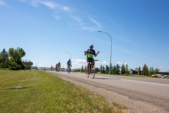 2- TOUR ALBERTA FOR CANCER---33