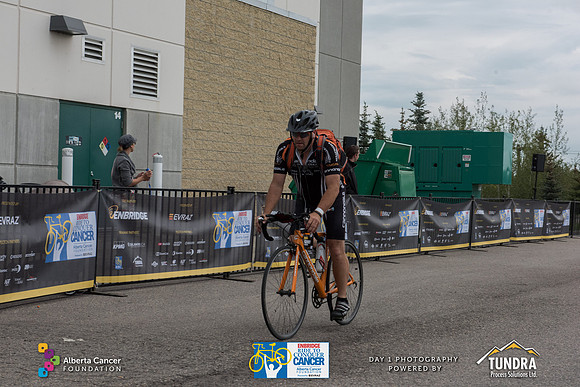 DAY 1- TheRideAB- h-8753