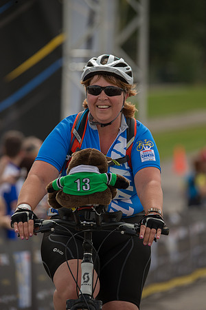 FINISH LINE CROSSING --4762