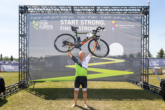 HW - TOUR ALBERTA FOR CANCER-988