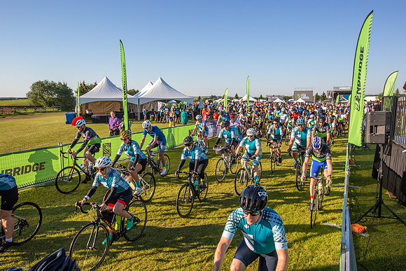 CAMP - RIDERS LEAVING-77