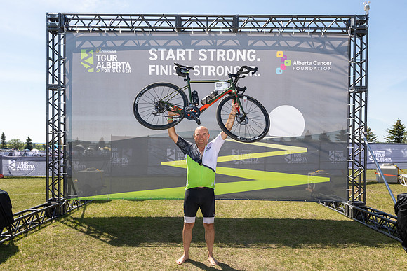 HW - TOUR ALBERTA FOR CANCER-989