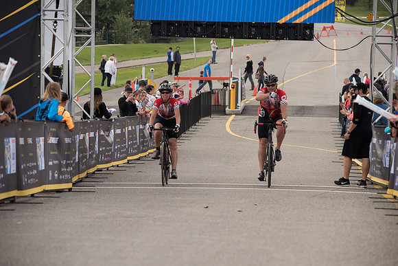 FINISH LINE CROSSING --1711