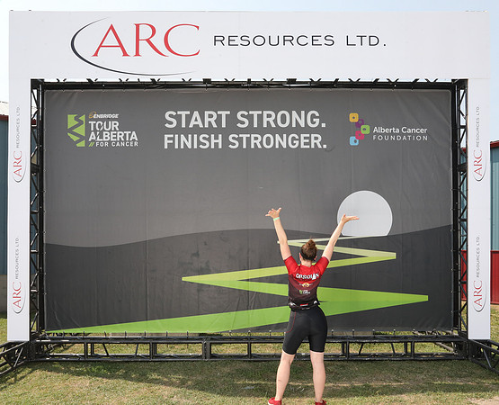 HERO WALL - POWERED BY ARC-762