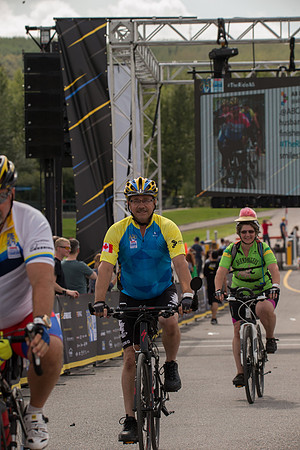 FINISH LINE CROSSING --4090