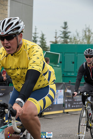DAY 1- TheRideAB- h-8962