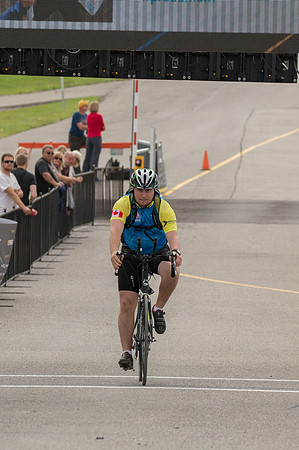 FINISH LINE CROSSING --4397