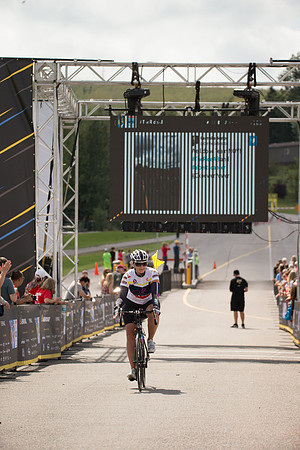 FINISH LINE CROSSING --3132