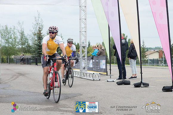 DAY 1- TheRideAB- h-8124